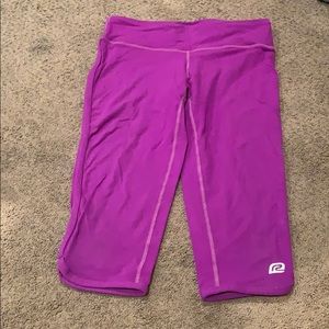 Road runner lavender mid leg running pants